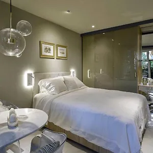  Aparthotel Bed In Town Saigon